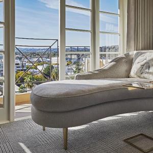 Palm Suite