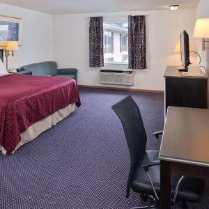 King Room - Non-Smoking