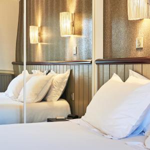 Small Double Room with Sea View 