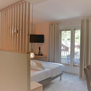 Superior Double Room - Forest and Car Park View 