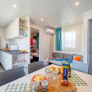 King Suite with Spa Bath