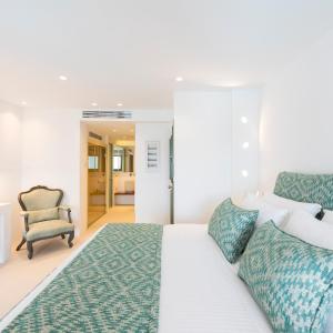 Premium Suite with Sauna, Sea View and Hot Tub