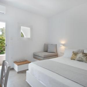 Double Room with Street View