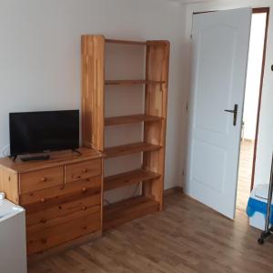 Quadruple Room with Shared Bathroom