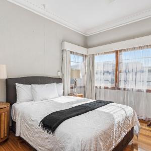 Bay View Apartment 4 - Two Bedroom 