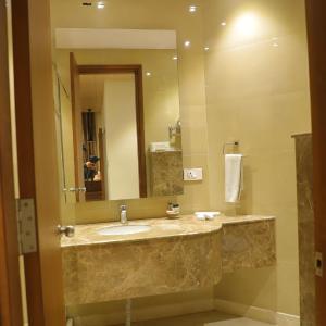 Standard King Room with 10% discount on food