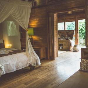 Deluxe Joglo Villa