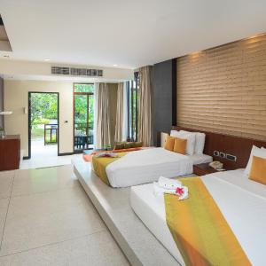 Premium Villa Garden View