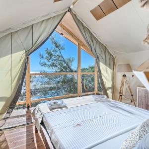 Treehouse Tent