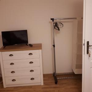 Twin Room with Shared Bathroom