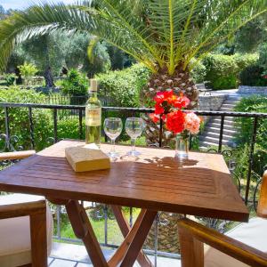 Junior Suite with Garden View