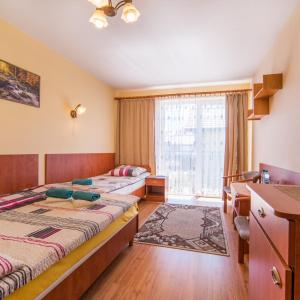 Triple Room with Private Bathroom