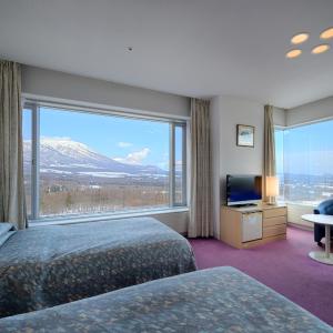 Standard Corner Twin Room