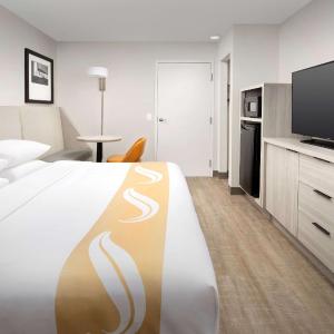 King Room - Accessible/Non-Smoking