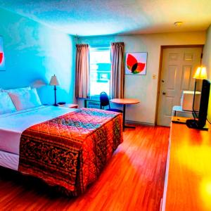 Queen Room