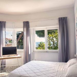Quadruple Room with Sea View