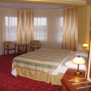 Deluxe Double Room with Balcony and Sea View