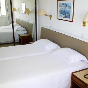 Economy One-Bedroom Apartment (2 adults)