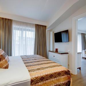 Suite with Balcony
