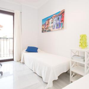 Two- Bedroom Apartment - PE3 Plaza Europa 2