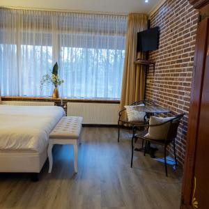 Double Room with Spa Bath