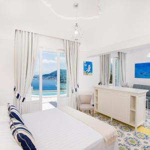 King Suite with Sea View