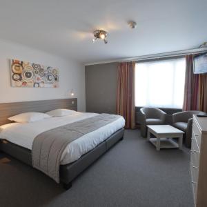 Deluxe Double Room with Garden View
