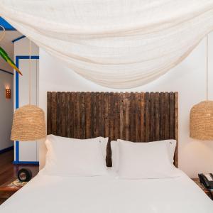Deluxe Double Room with Bath