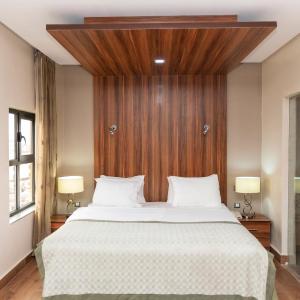 Presidential King Suite with One Queen Bed - Non-Smoking