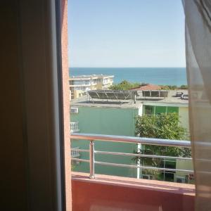 Deluxe Two-Bedroom Suite with Balcony