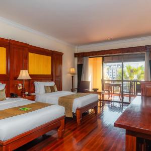 Deluxe Double or Twin Room