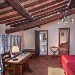 Economy Triple Room