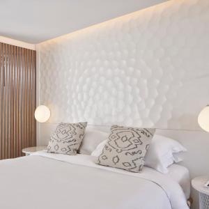 Apollon Deluxe Room with Land View