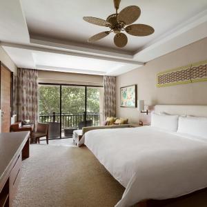 Garden Wing Superior Rainforest King Room