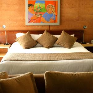 Deluxe Suite with Spa Bath