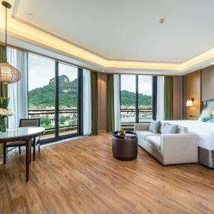 XinYue Building Grand Suite