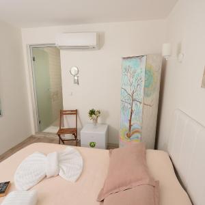 Small Single Room