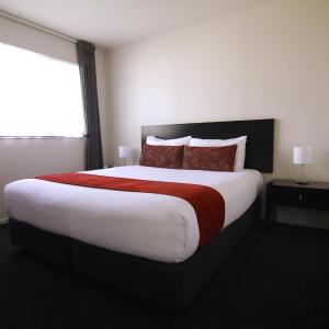 Executive One-Bedroom Apartment