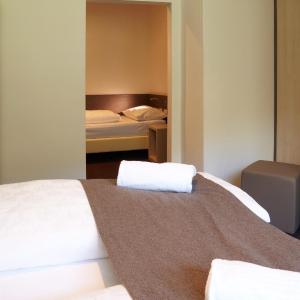 Triple Room with Balcony - Street Side