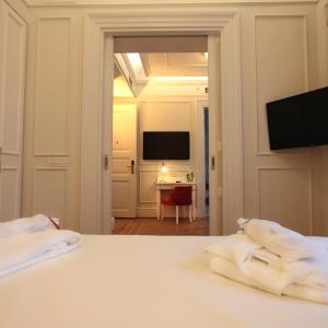 Deluxe Studio