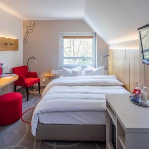 Queen Room