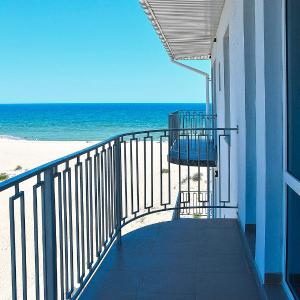 Double or Twin Room with Side Sea View