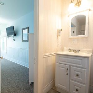 King Suite with Ocean View