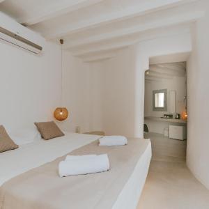 Deluxe Double Room with Pool View
