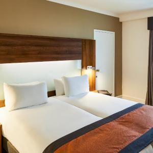 Classic Twin Room