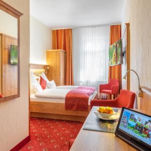 Basic Double Room