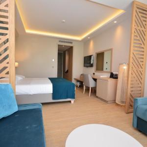 Junior Suite Open Plan (2 adults+2 Children)