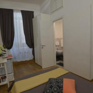 Family Room (6 Adults)