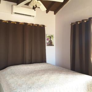 Deluxe corner 2bedroom/2bathroom oceanfront apartment
