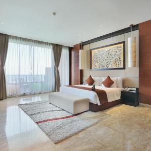 Presidential Suite with Ocean View